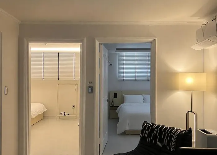 #3minutes From Gangnam Hakdong Station #styler #private Cinema #hotel Bedding #groups #garosu-gil,coex ソウル特別市
