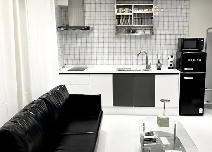 アパート #3minutes From Gangnam Hakdong Station #styler #private Cinema #hotel Bedding #groups #garosu-gil,coex